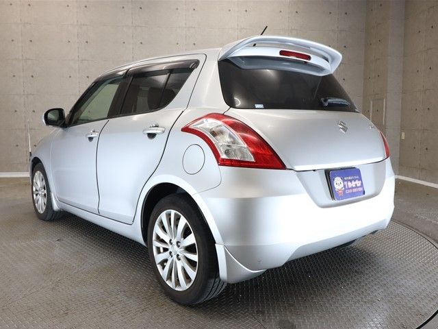 Suzuki SWIFT 2011-04 26880-24