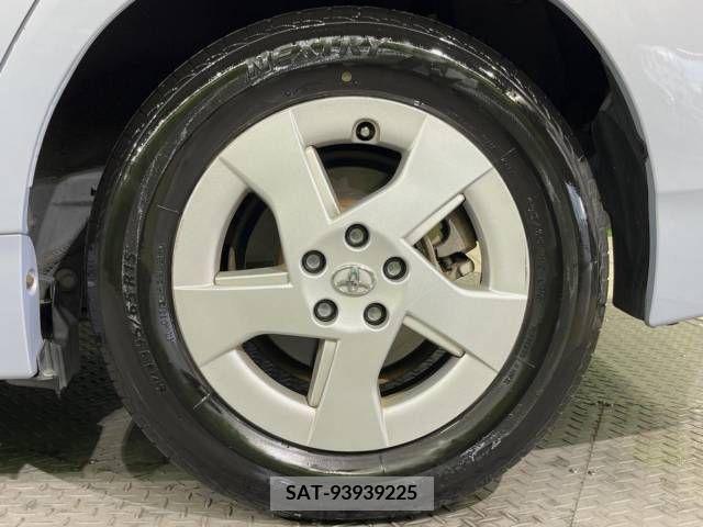 Toyota PRIUS 2010-04 366473-13
