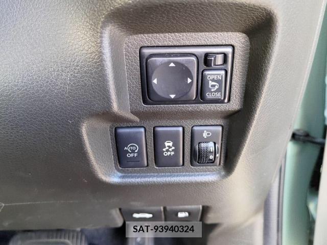 Nissan CUBE 2015-06 255332-17