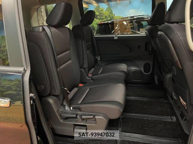 Nissan SERENA 2019-05 325026-9