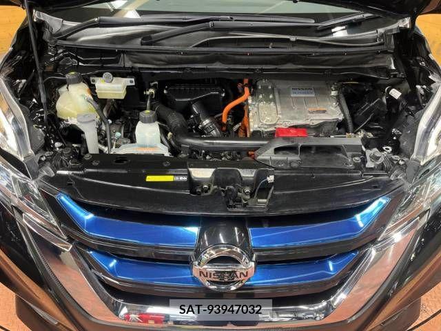 Nissan SERENA 2019-05 325026-18
