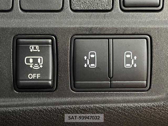 Nissan SERENA 2019-05 325026-3