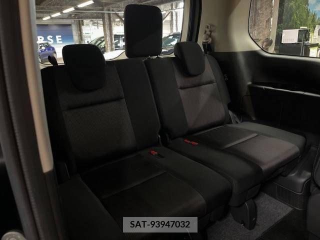 Nissan SERENA 2019-05 325026-10