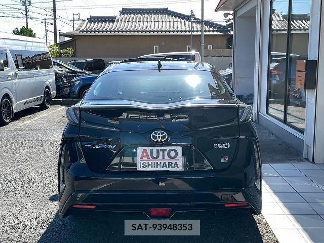 Toyota PRIUS PHV 2019-05 282561-3