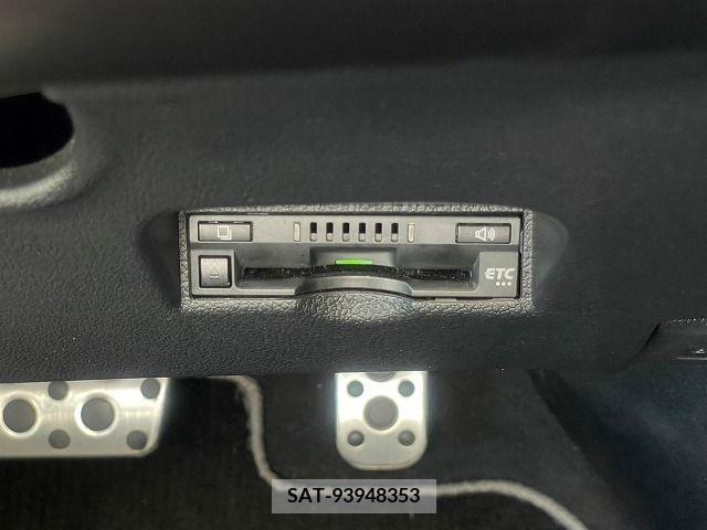 Toyota PRIUS PHV 2019-05 282561-16