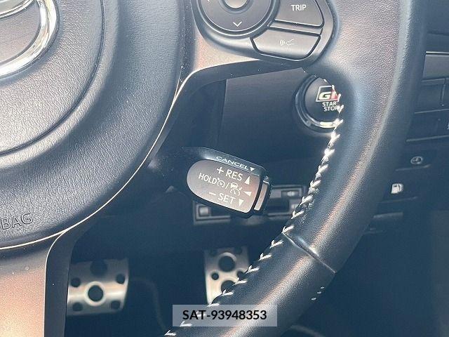 Toyota PRIUS PHV 2019-05 282561-15