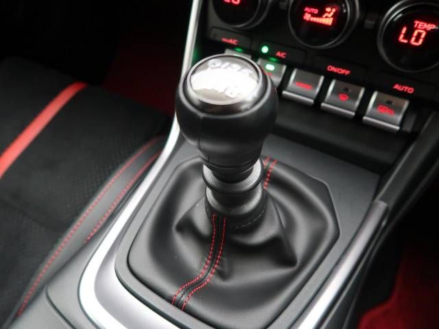 Subaru BRZ 2021-10 9162-2