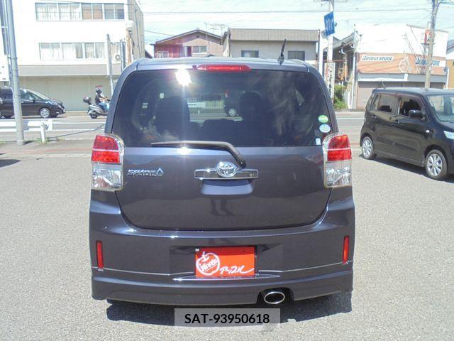 Toyota SPADE 2013-03 313690-7