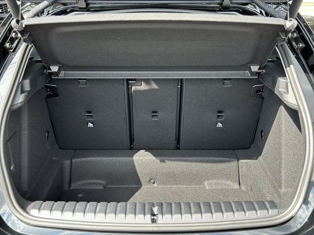 Bmw 1 SERIES 2022-06 10361-18
