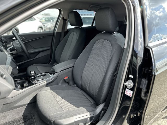 Bmw 1 SERIES 2022-06 10361-17