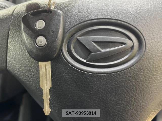 Daihatsu MIRA 2014-03 392357-4
