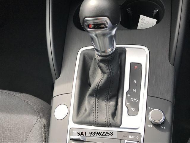 Audi A3 SEDAN 2015-07 338517-22