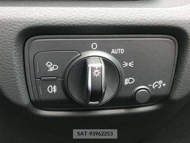 Audi A3 SEDAN 2015-07 338517-24