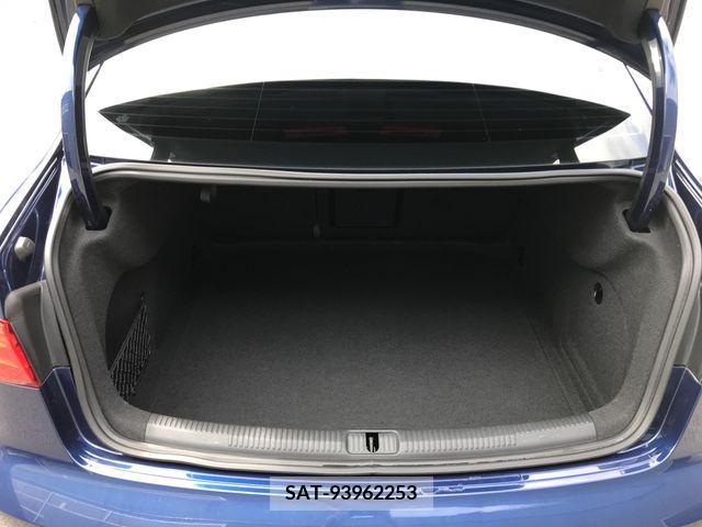 Audi A3 SEDAN 2015-07 338517-17