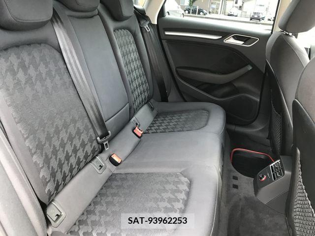 Audi A3 SEDAN 2015-07 338517-14