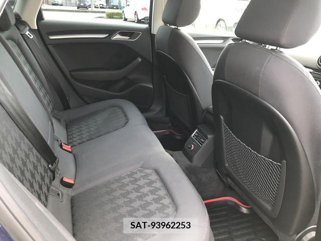 Audi A3 SEDAN 2015-07 338517-13