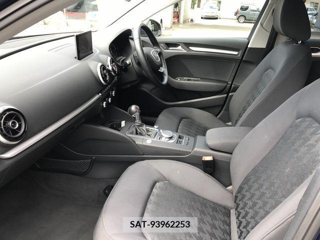 Audi A3 SEDAN 2015-07 338517-11
