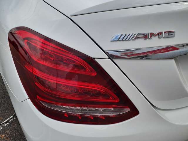 Amg C-CLASS 2016-10 23558-15