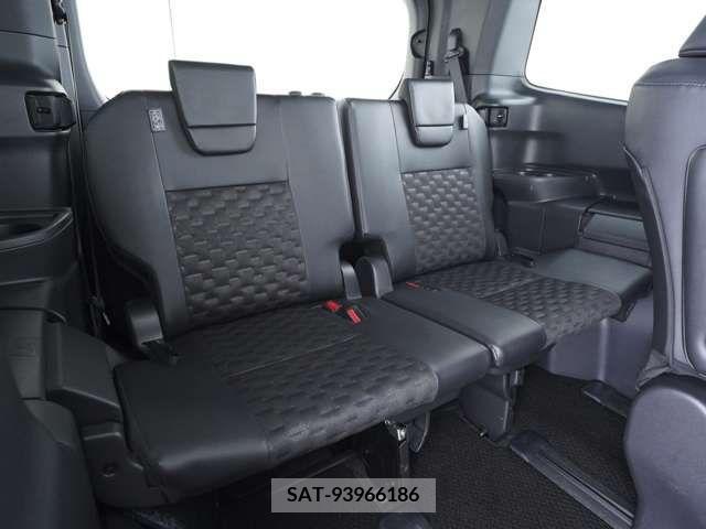 Toyota VOXY 2023-10 339835-7