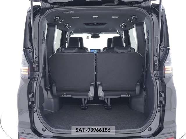 Toyota VOXY 2023-10 339835-8