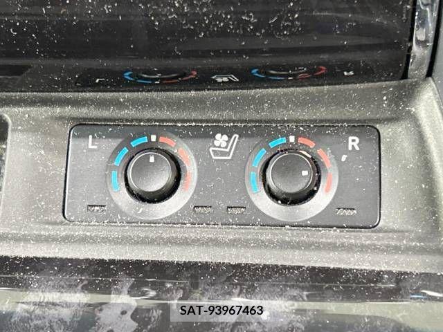 Toyota ALPHARD 2021-03 215364-7