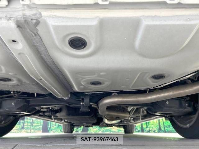 Toyota ALPHARD 2021-03 215364-18