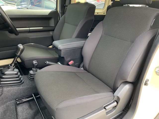 Suzuki JIMNY SIERRA 2018-09 25278-27