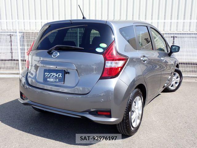 Nissan NOTE 2020-02 302456-2