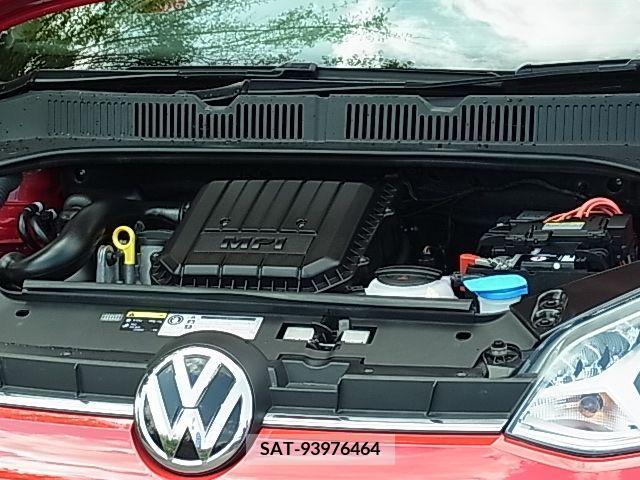 VolksWagen UP! 2017-06 243444-21