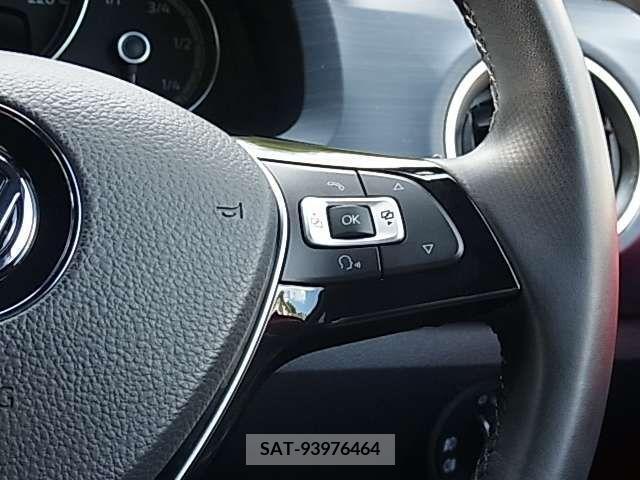 VolksWagen UP! 2017-06 243444-7