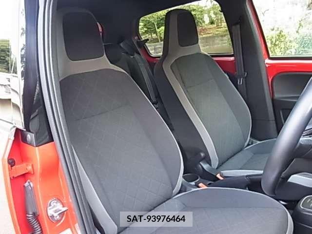 VolksWagen UP! 2017-06 243444-14