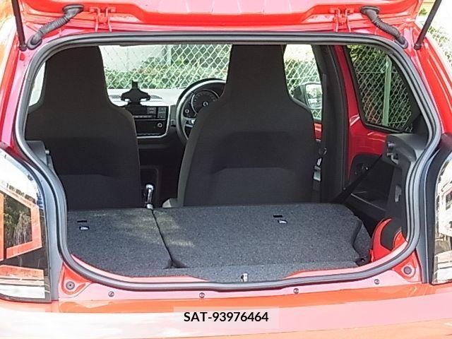 VolksWagen UP! 2017-06 243444-20