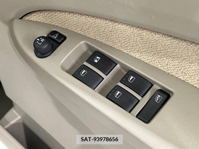 Daihatsu MOVE 2013-10 253028-3