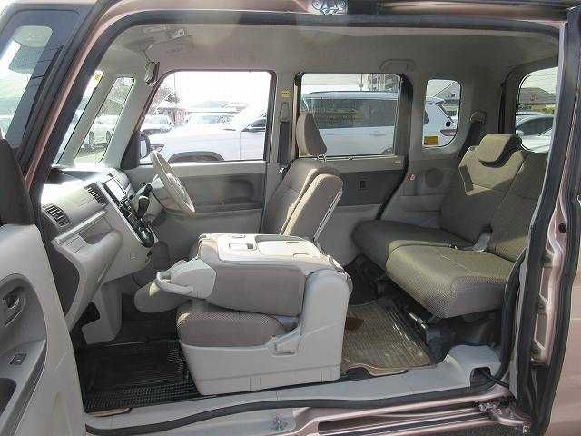 Daihatsu TANTO 2018-07 196439-12