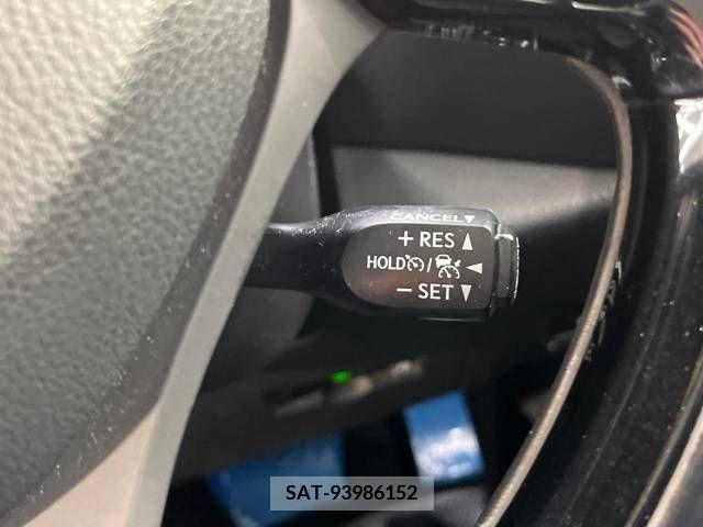 Toyota C-HR 2017-03 210301-4