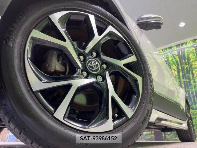 Toyota C-HR 2017-03 210301-13