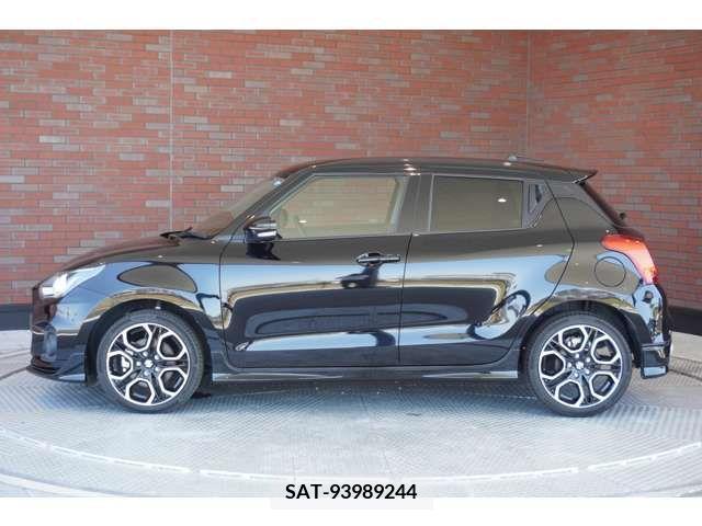 Suzuki SWIFT 2022-03 378959-1