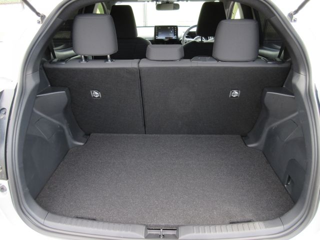 Toyota YARIS 2020-07 6727-26