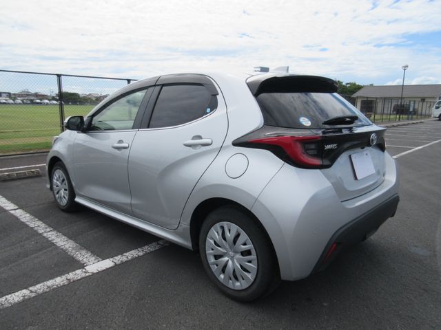 Toyota YARIS 2020-07 6727-13