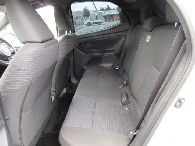 Toyota YARIS 2020-07 6727-24
