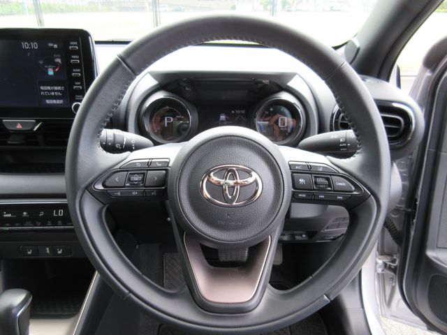 Toyota YARIS 2020-07 6727-27