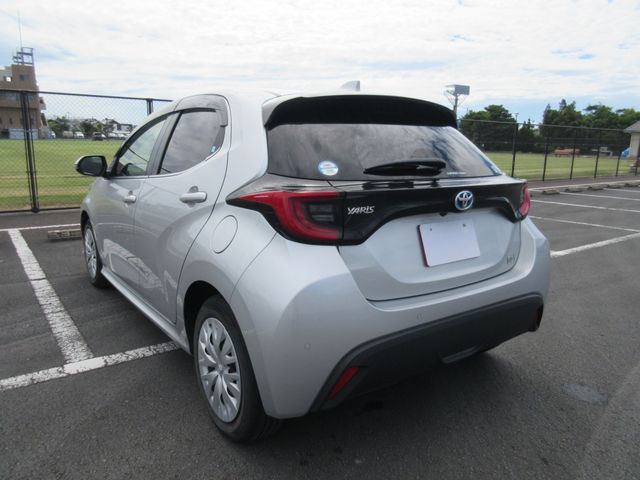 Toyota YARIS 2020-07 6727-12
