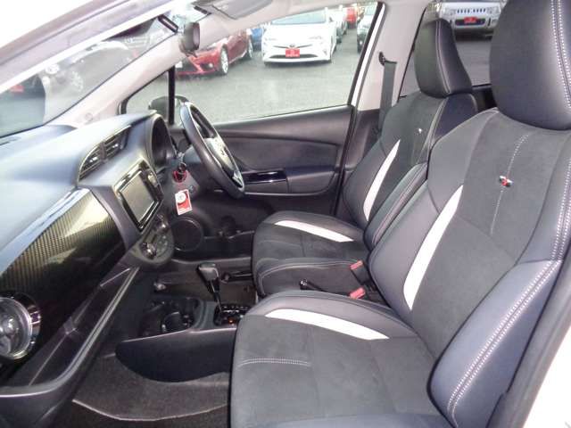 Toyota VITZ HYBRID 2018-12 190018-11