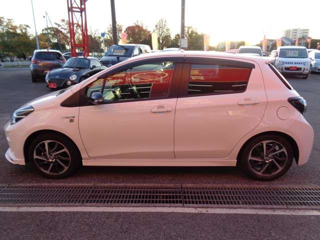 Toyota VITZ HYBRID 2018-12 190018-7