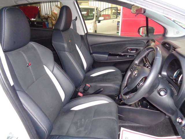 Toyota VITZ HYBRID 2018-12 190018-10