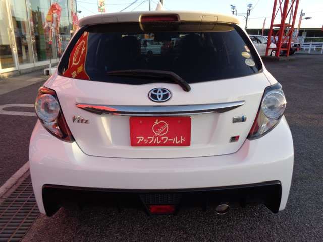 Toyota VITZ HYBRID 2018-12 190018-9