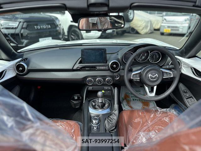 Mazda ROADSTER 2023-03 205949-1