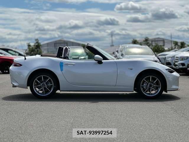 Mazda ROADSTER 2023-03 205949-26