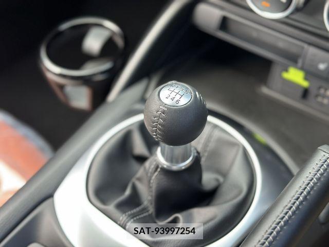 Mazda ROADSTER 2023-03 205949-9