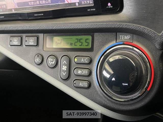 Toyota AQUA 2013-03 344805-5